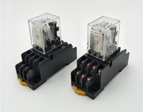 Elektromagnetická relé